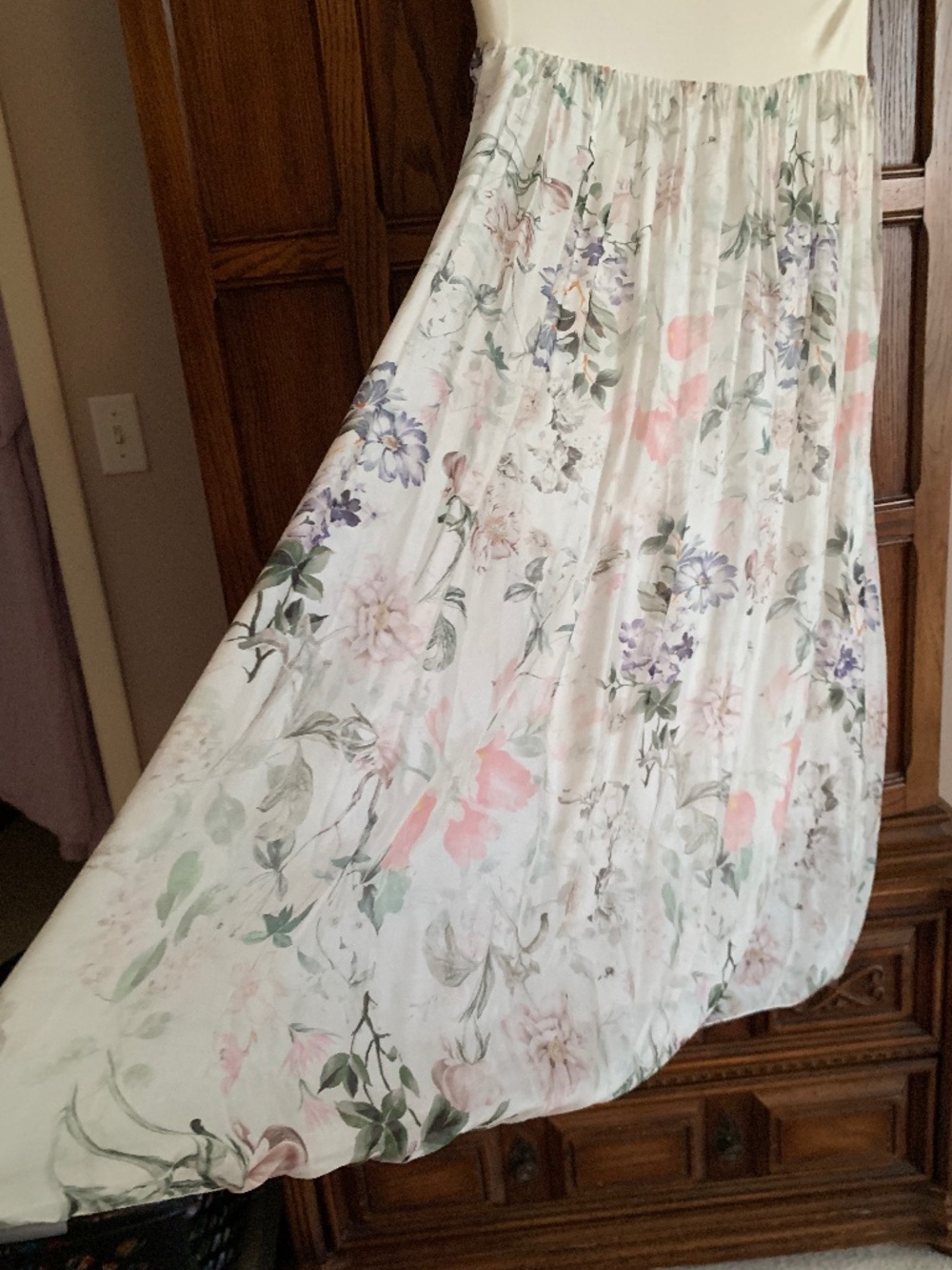 Belle France Size S lovely flowing skirt